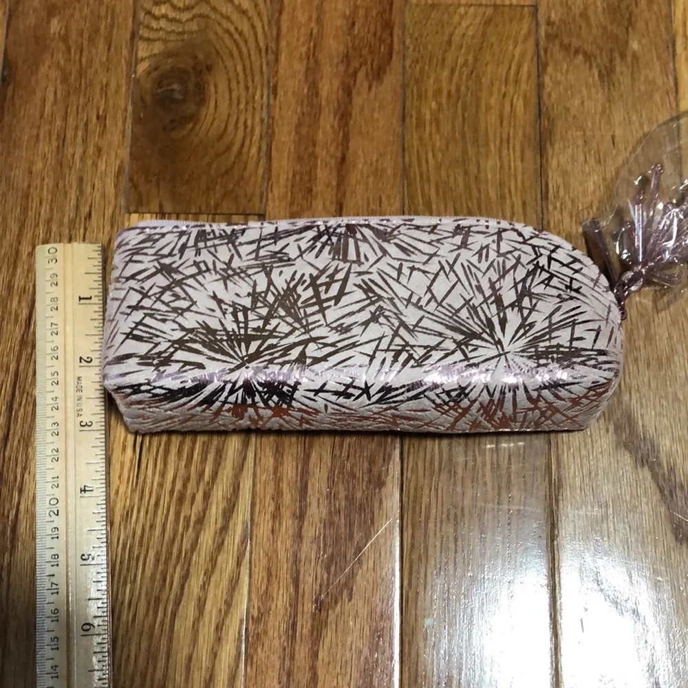 New Mac makeup bag/pencil case!